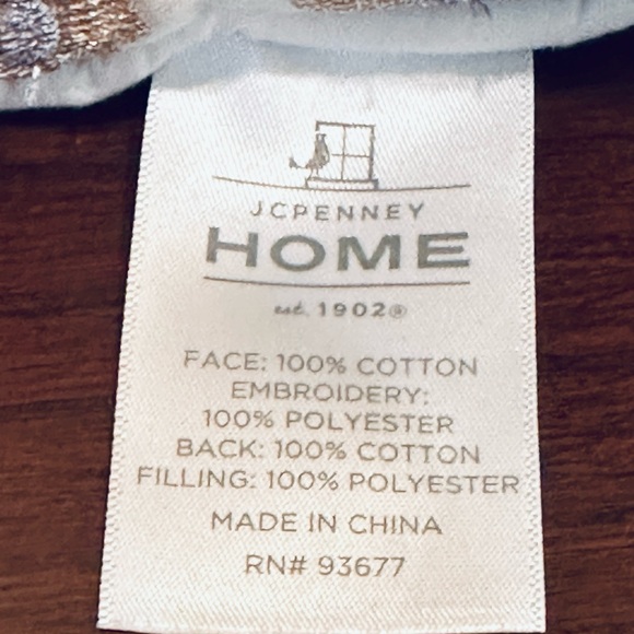 🌟HP🌟NWOT Tan & Cream Cotton Embroidered Oblong Boudoir Pillow - Picture 3 of 4